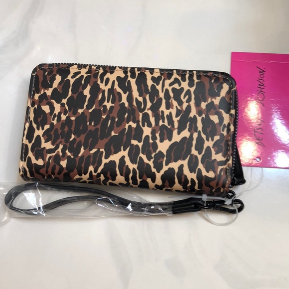Betsey Johnson XOKARA Leopard Print Faux Leather ZA Wallet Black Bow Accent NWT - Picture 8 of 16
